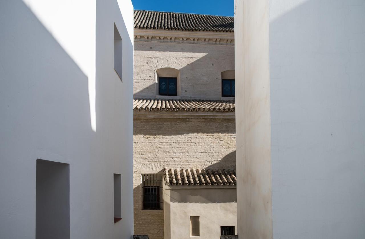 Le Petit Palue Sevilla Exterior photo